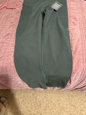 Glyder Ribbed High-Waist Leggings in Olive Green